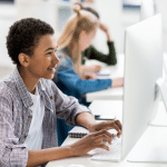 Como a Tecnologia Está Transformando o Ensino