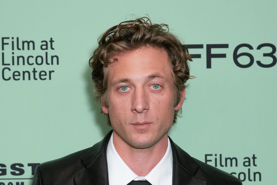 Qual a altura de Jeremy Allen White? Fatos, Comparações e Contexto
