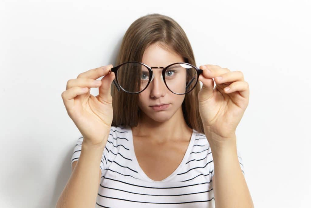 Como é Feito o Diagnóstico do Astigmatismo Severo? 
