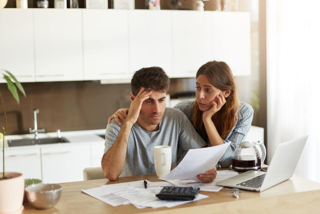 Qual é a diferença entre dividendos de FIIs e dividendos de ações?